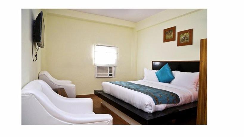 Hotel Aravali Heights Alwar Bagian luar foto