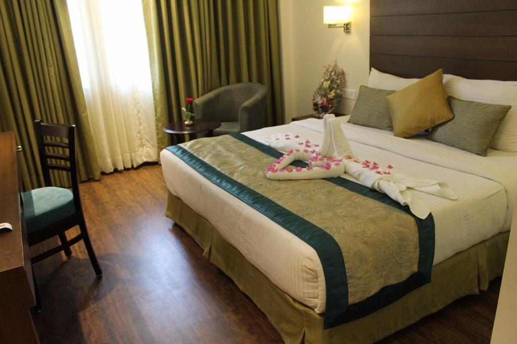 Hotel Aravali Heights Alwar Bagian luar foto