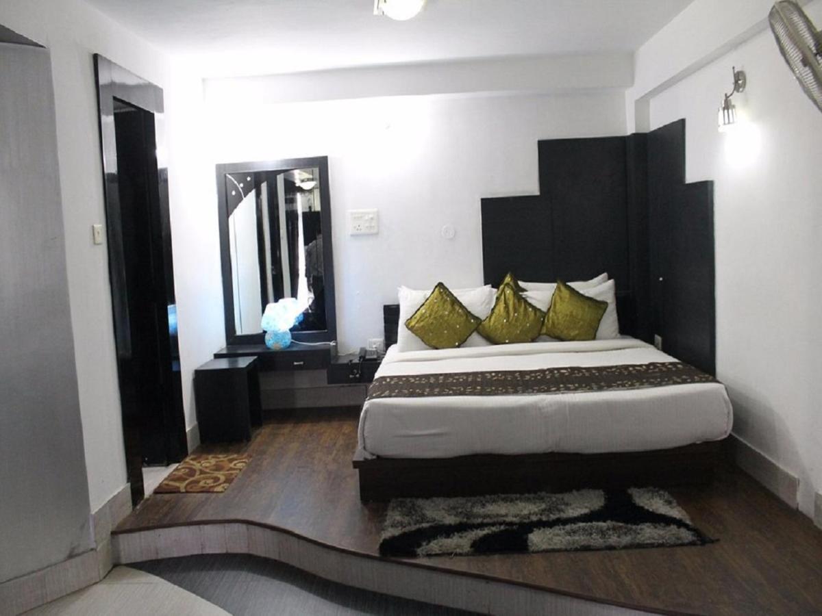 Hotel Aravali Heights Alwar Bagian luar foto